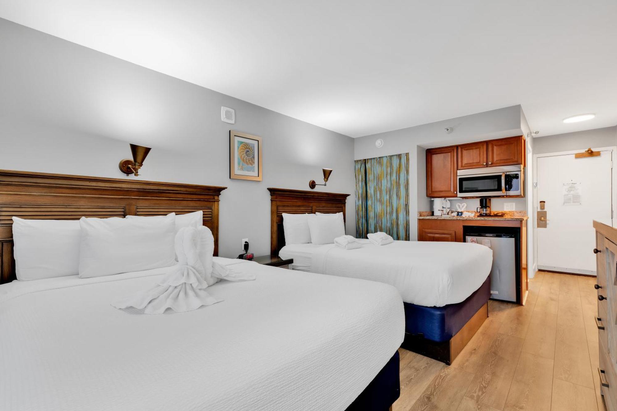 Hosteeva Oceanfront Studio W Pool, Oceanfront Fire Pit And More Apartment *