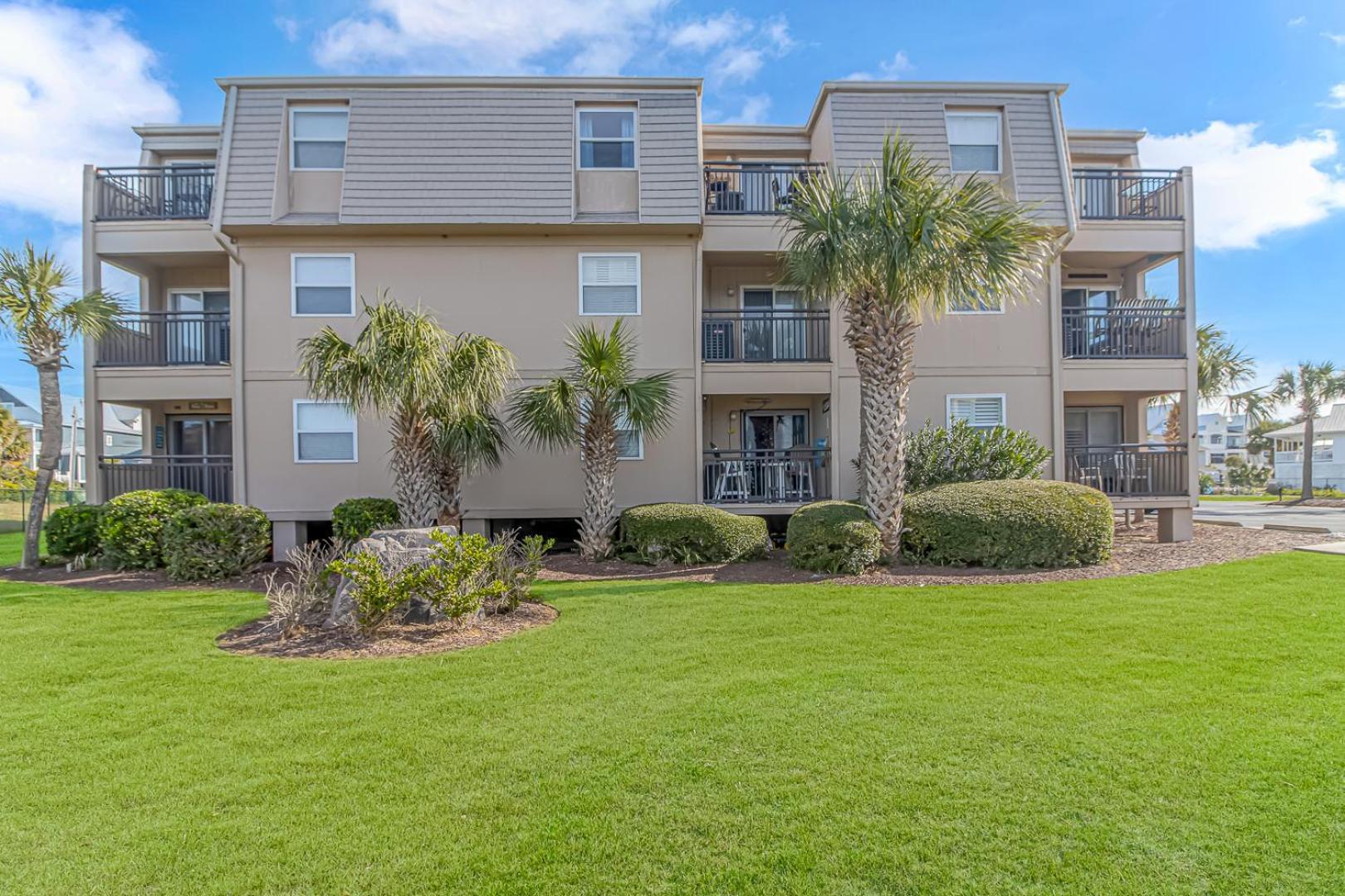 Salty Dogs - Gated, Private Dock, Access Apartment Myrtle Beach