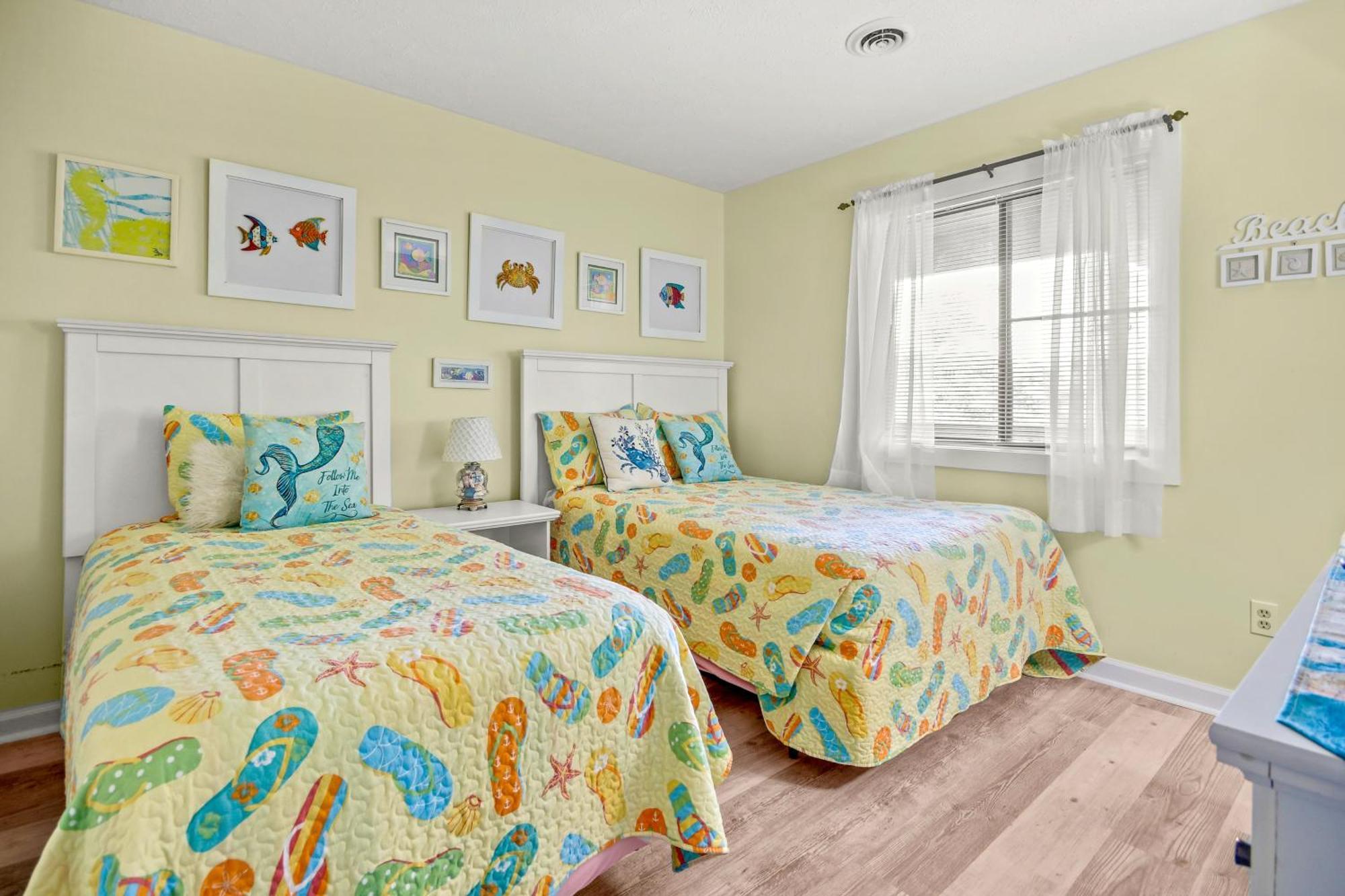 Apartment Flip Flop