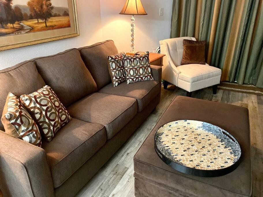 Ocean Sunrise ~ 2b/2b Apartment Myrtle Beach