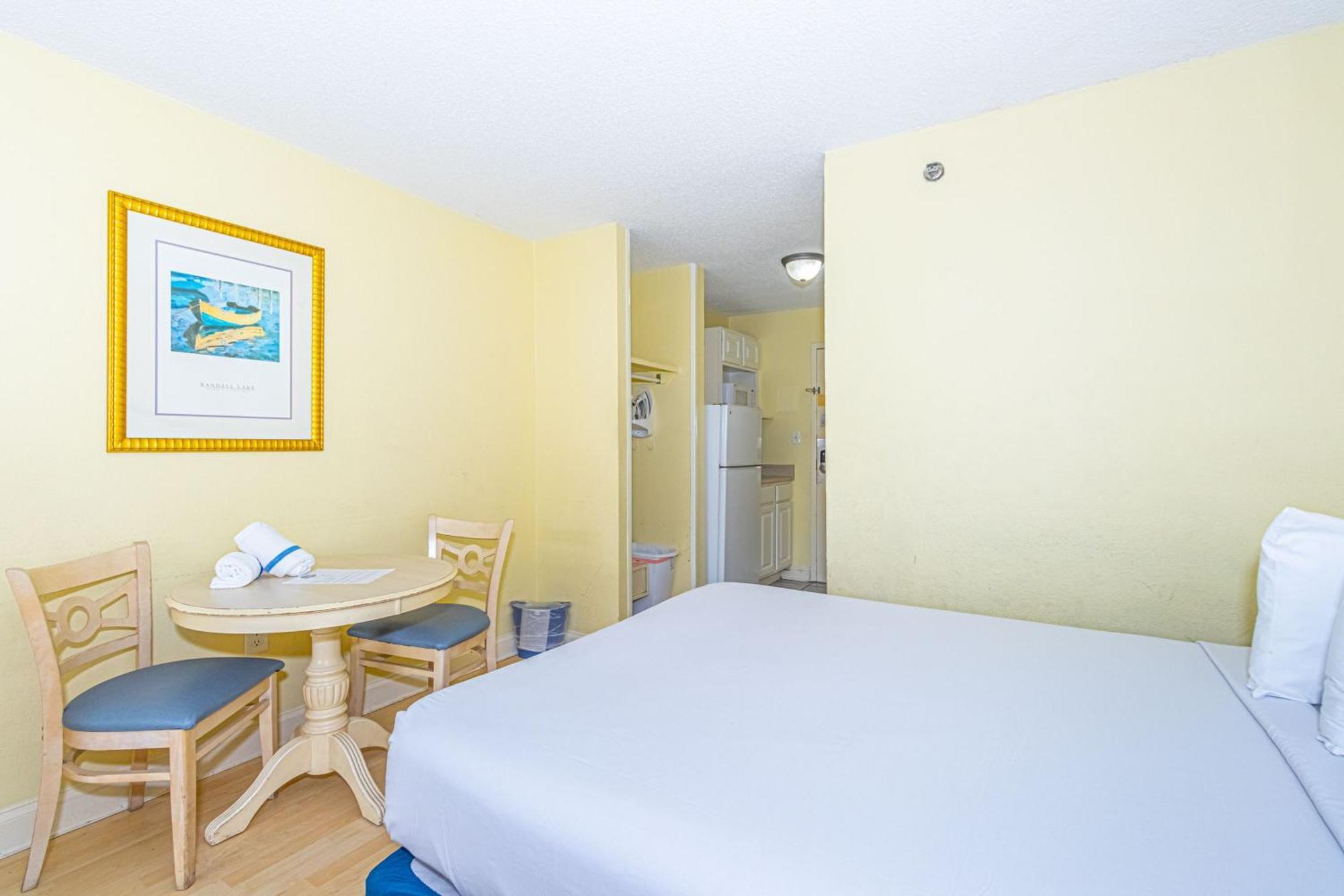 Ocean View Double Queen Suite! Sea Mist 50401 - Perfect For 2-4 Guests! * Myrtle Beach