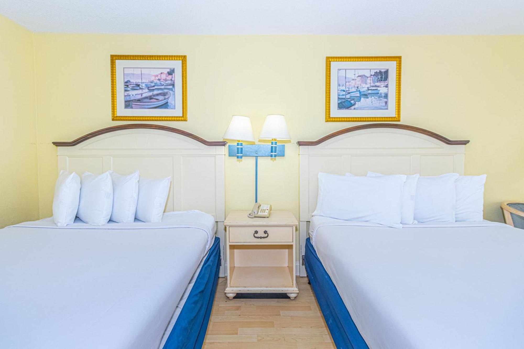 Ocean View Double Queen Suite! Sea Mist 50401 - Perfect For 2-4 Guests! Holiday home Myrtle Beach