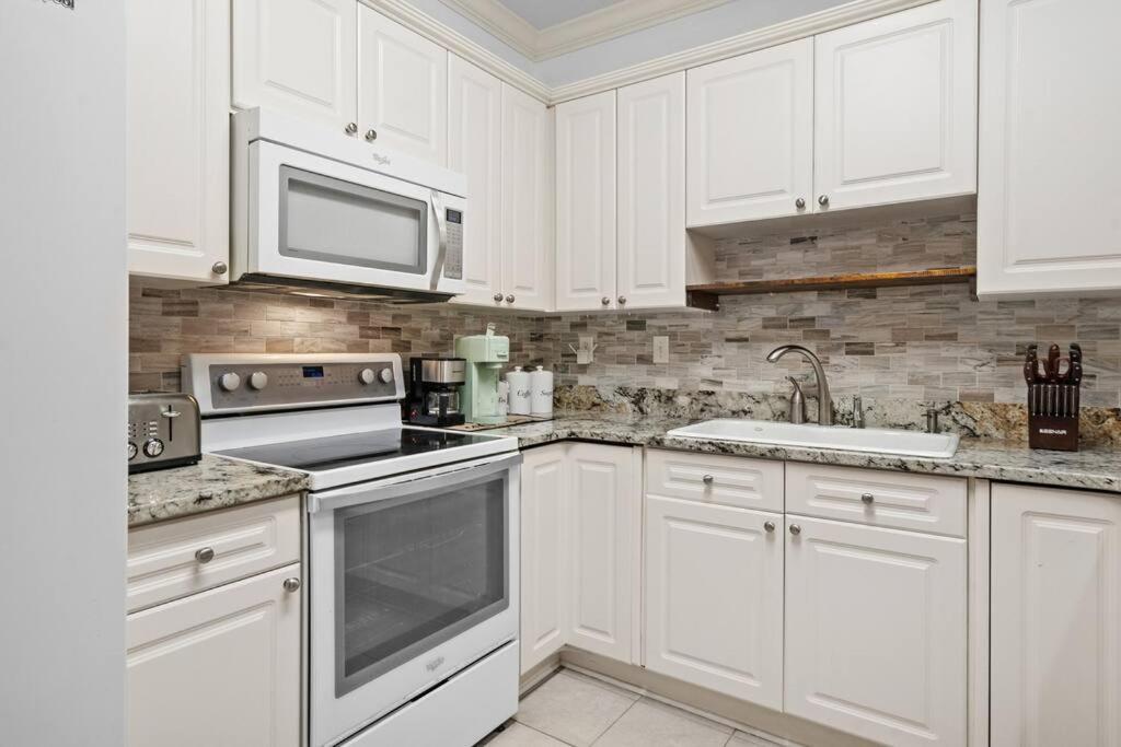 Apartment New! Centrally Located 3br Golf And Myrtle Beach
