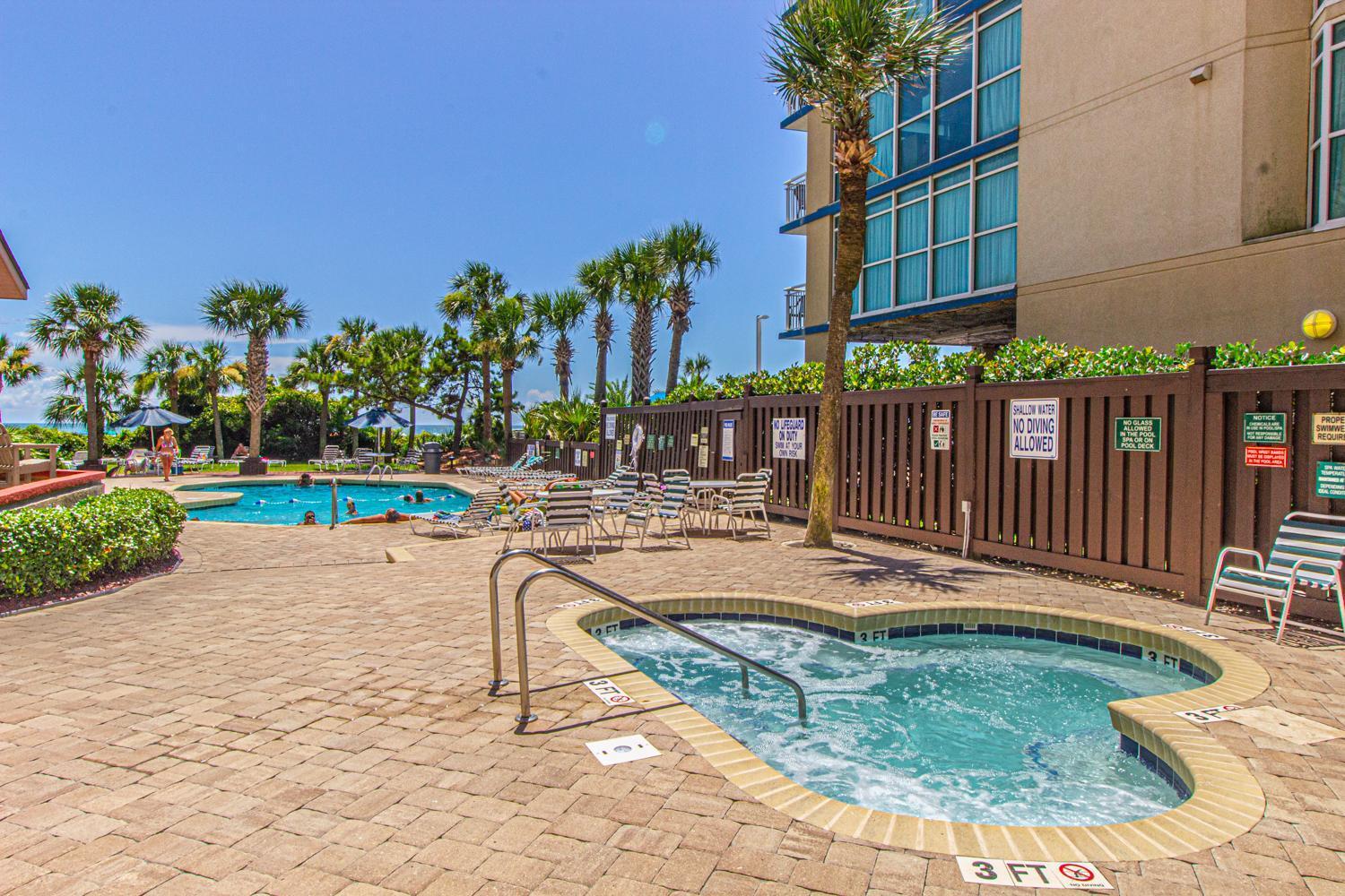 Colony Oceanfront 1bed/1ba Free Wifi & Parking Myrtle Beach