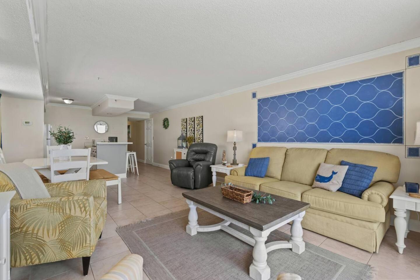 Oceanfront 2bd, 2ba-north Myrtle Myrtle Beach