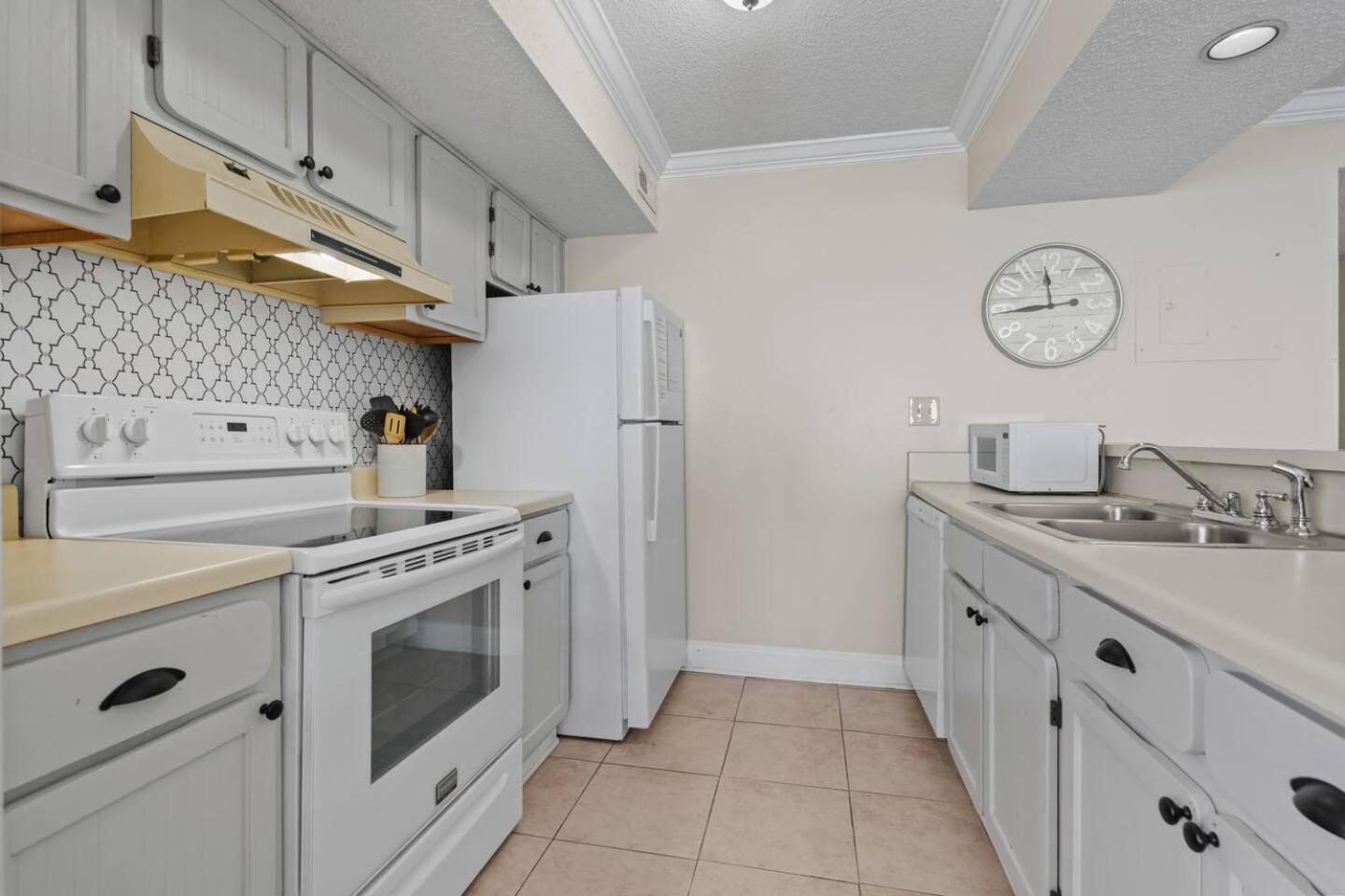 Oceanfront 2bd, 2ba-north Myrtle *