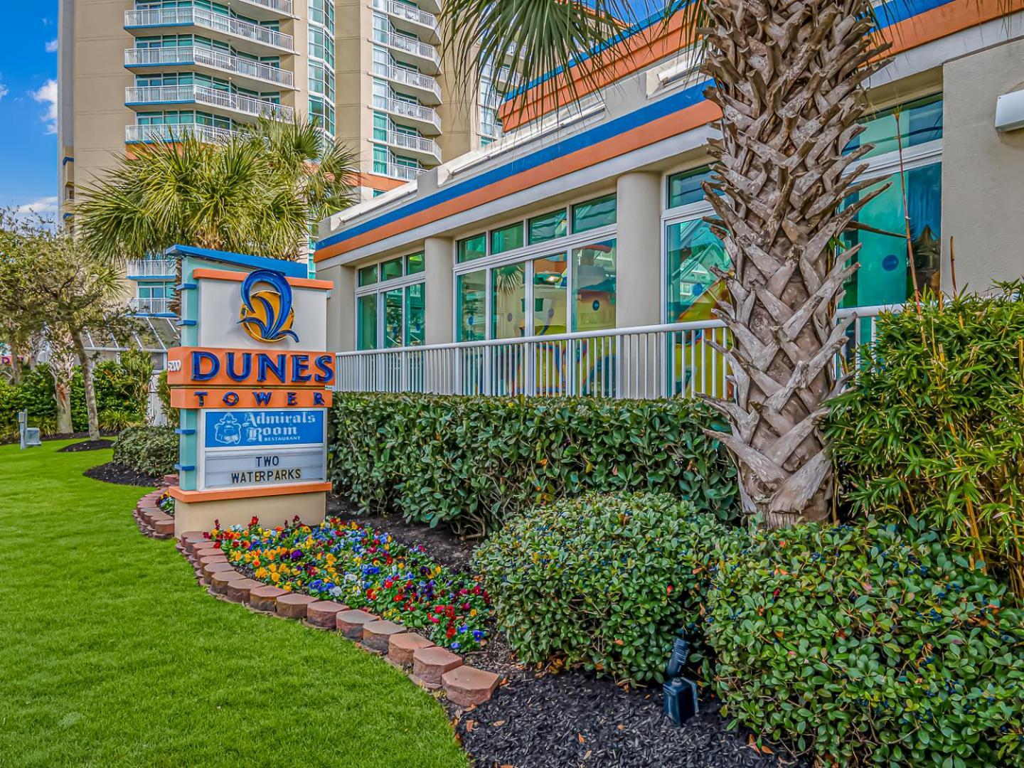 Holiday home Oceanfront With Massive Indoor Waterpark! Water Slides And More! Dunes Village 347