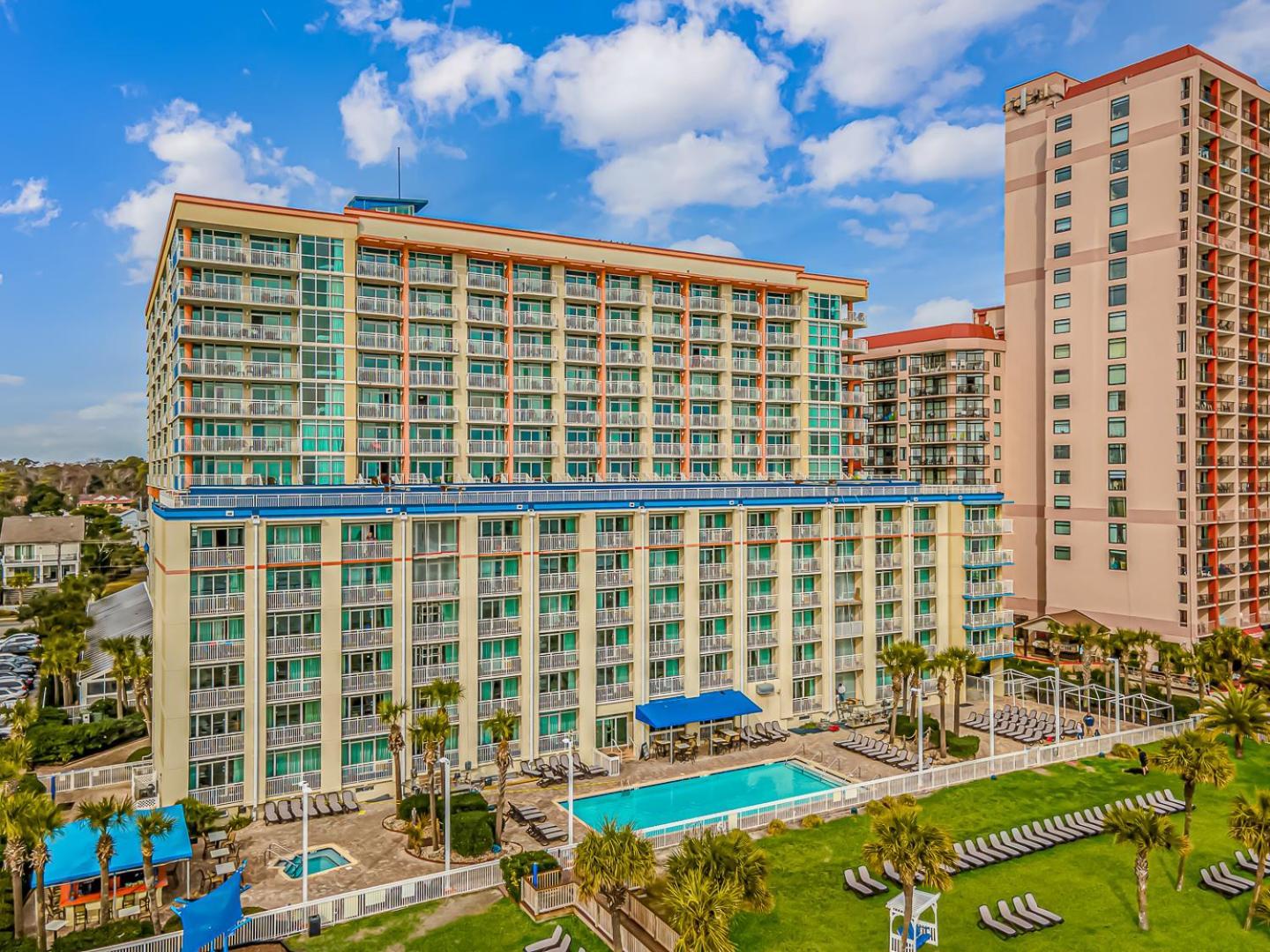 Oceanfront With Massive Indoor Waterpark! Water Slides And More! Dunes Village 347 Holiday home *