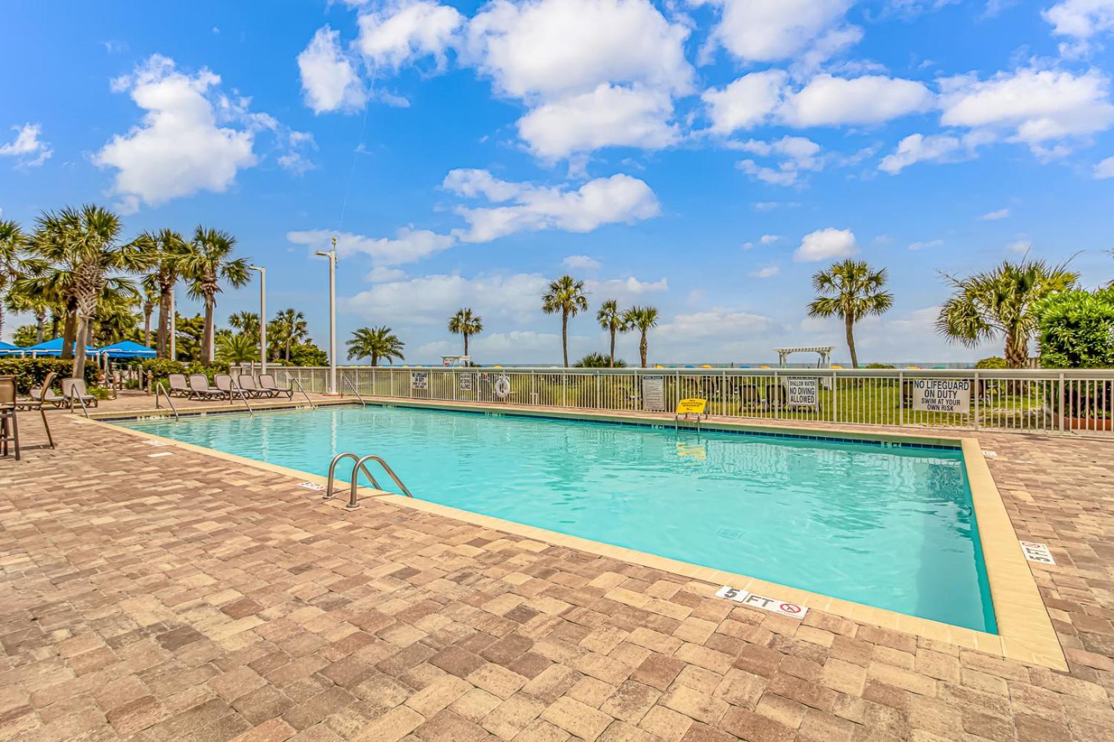 Oceanfront With Massive Indoor Waterpark! Water Slides And More! Dunes Village 347