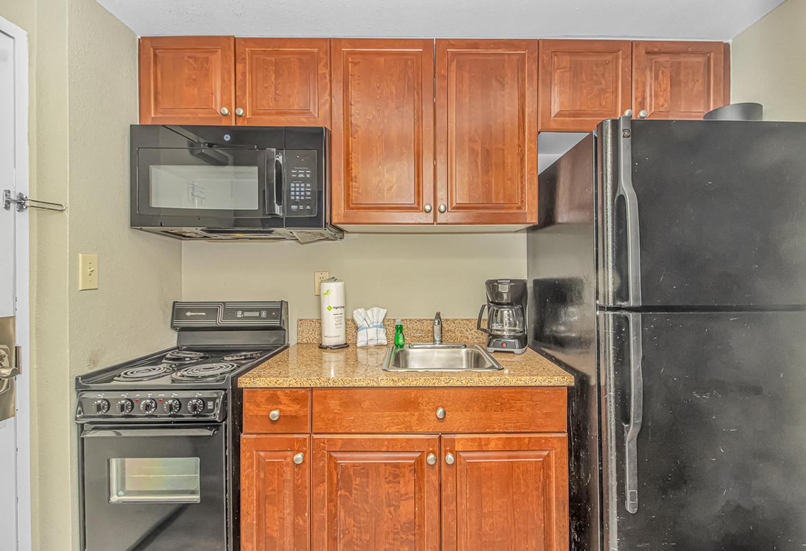 Oceanfront With Massive Indoor Waterpark! Water Slides And More! Dunes Village 347 Myrtle Beach