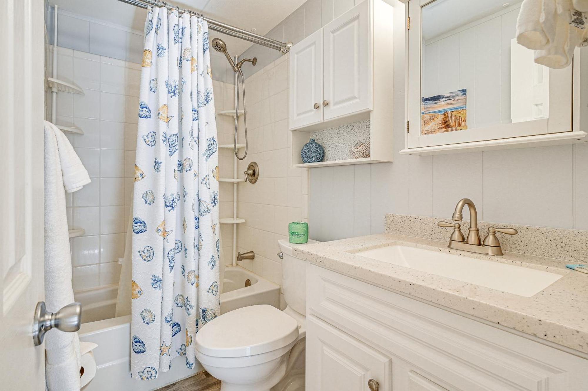 Holiday home Cozy Surfside Getaway Less Than 1 Mi To Beach! Myrtle Beach