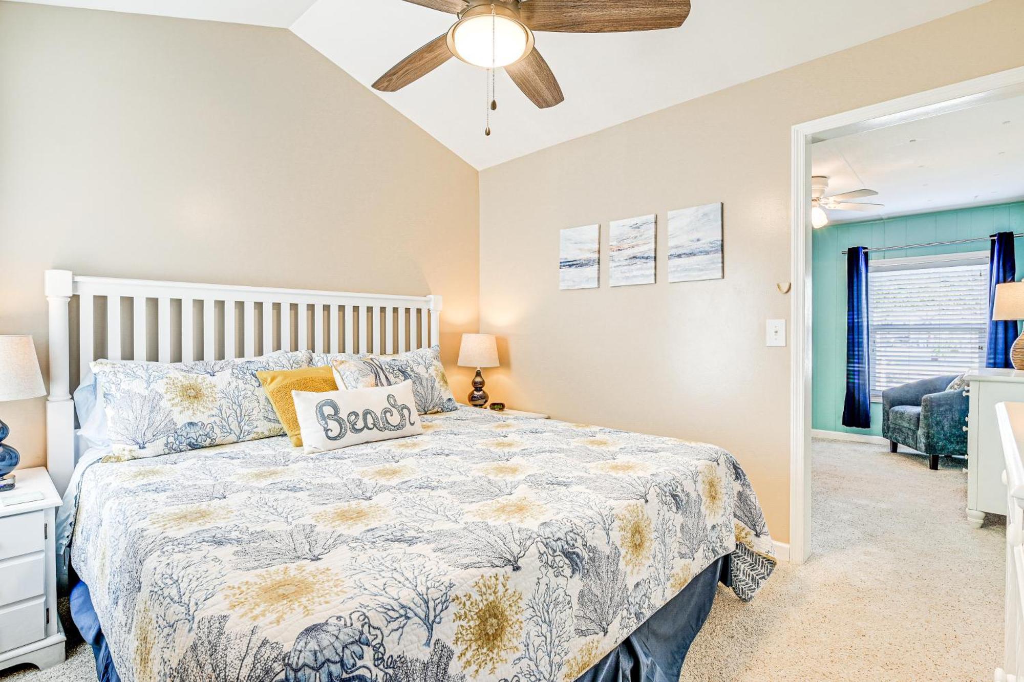 Cozy Surfside Getaway Less Than 1 Mi To Beach! Myrtle Beach