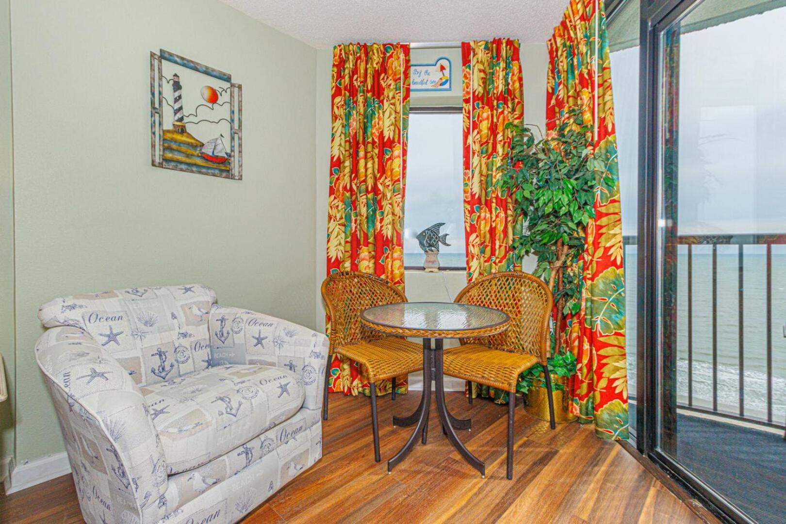 Direct Oceanfront 3 Bedroom - Compass Cove Mariner Tower 1415 *