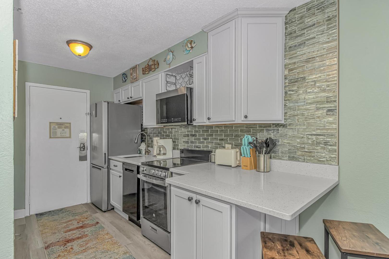 Holiday home Completely Renovated Ocean View Suite! Perfect For 4 Guests! Sea Mist 51410 *