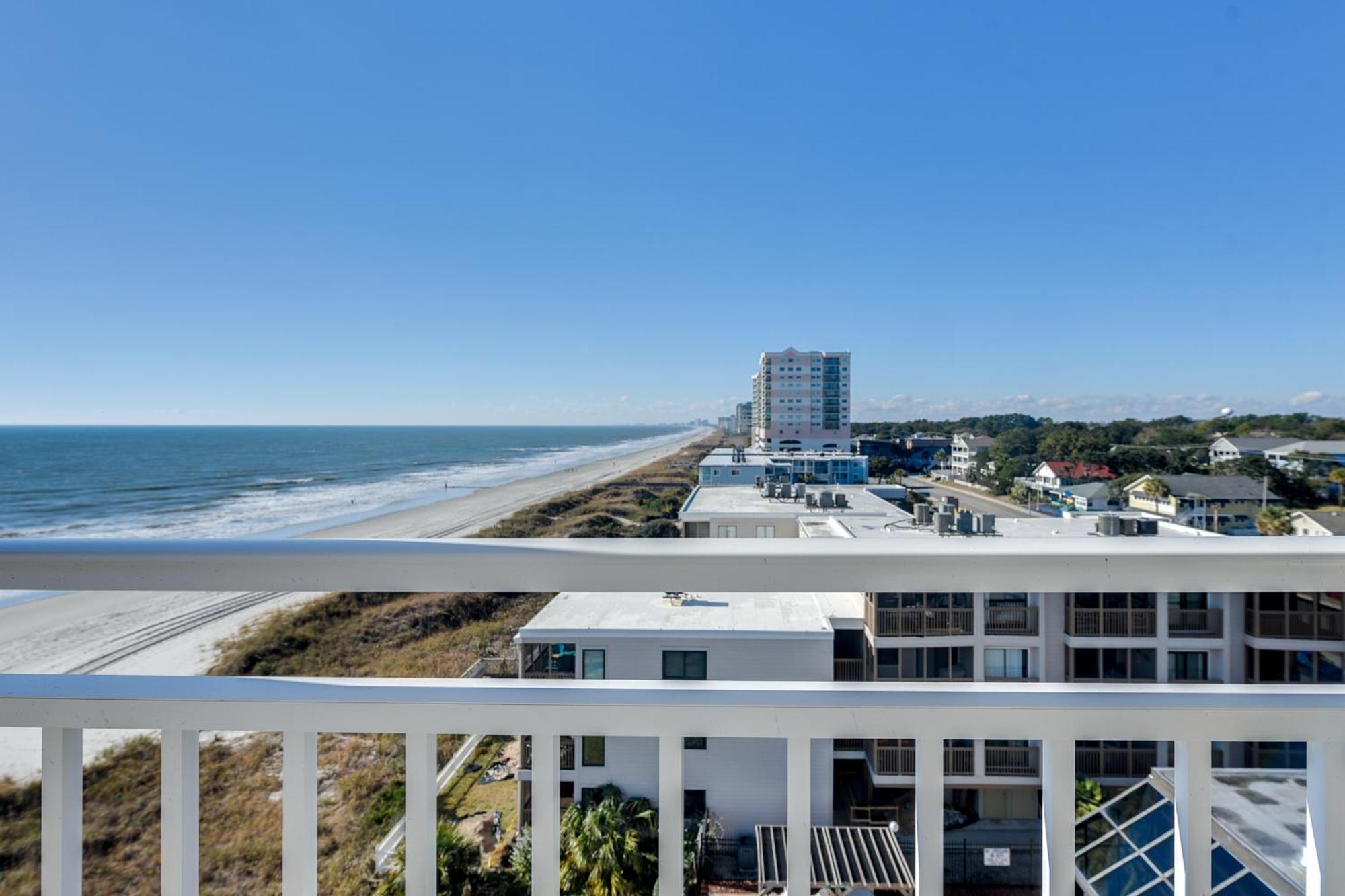 Oceanfront North With Indoor Pool Apartment