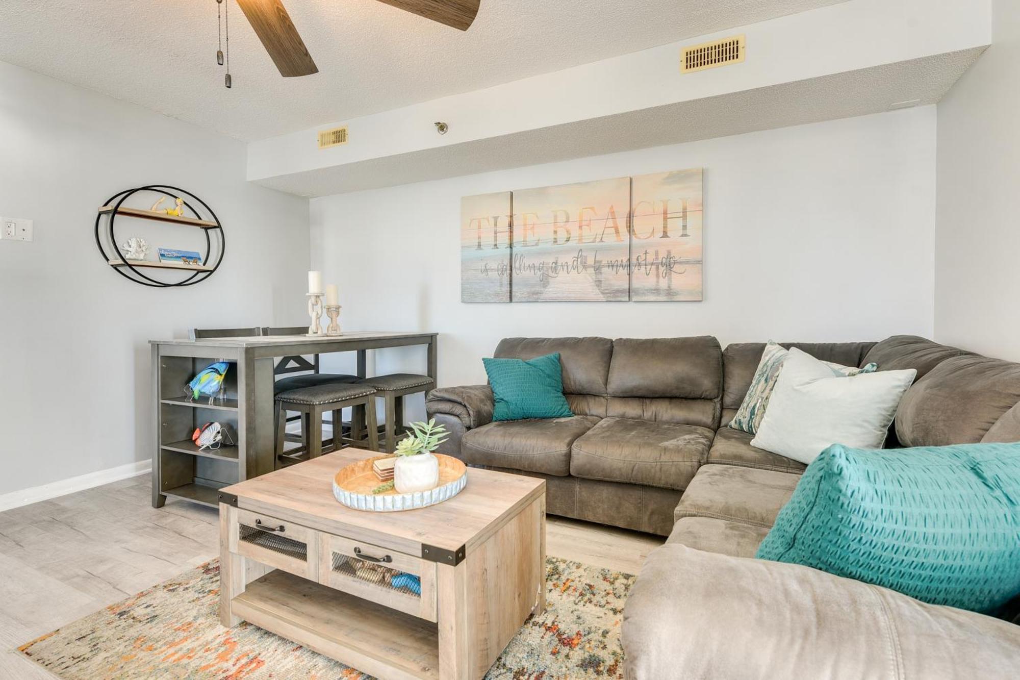 Oceanfront North With Indoor Pool Apartment