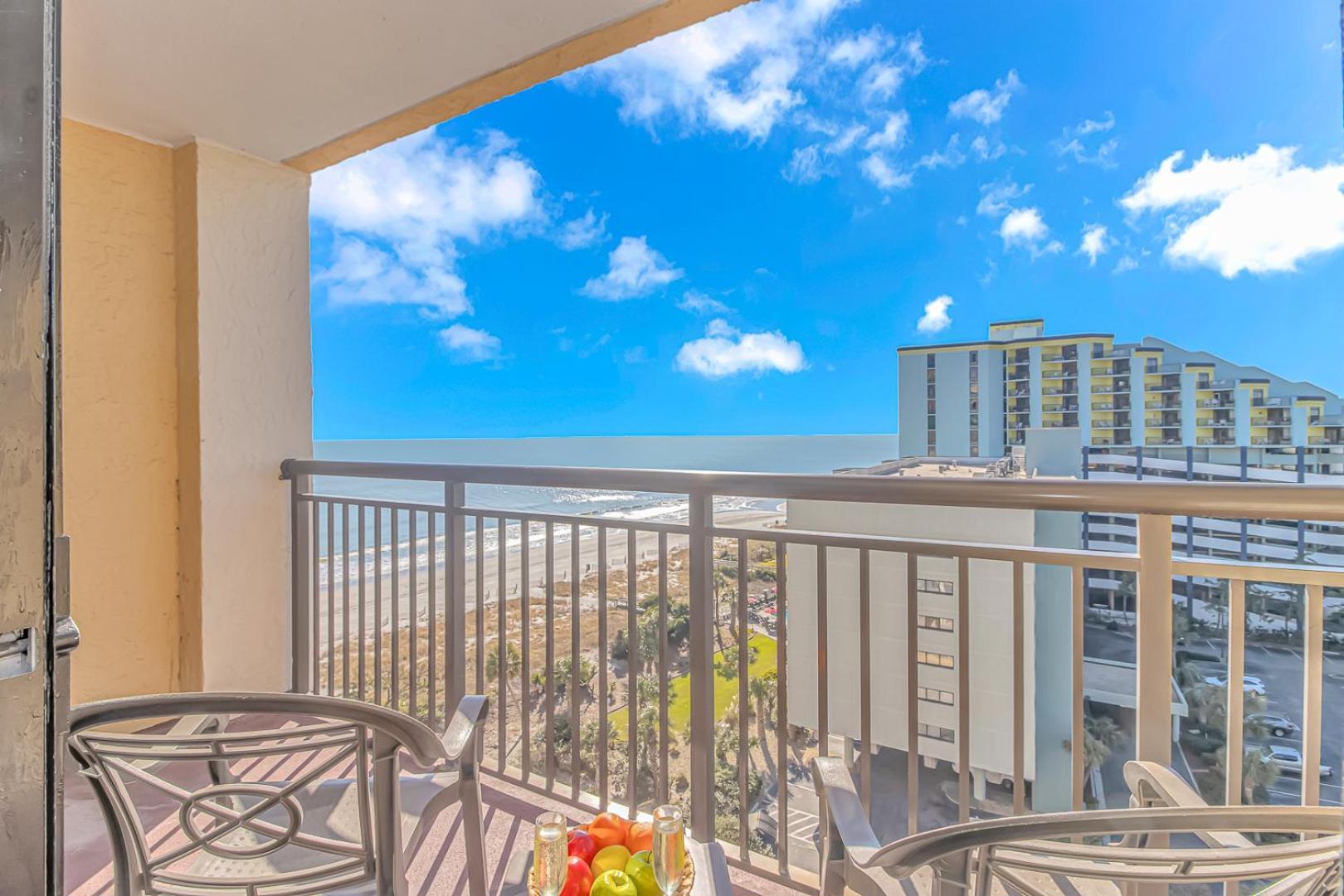 Immaculate Ocean View Suite!-caravelle 1004-sleeps 6 Guests! Holiday home