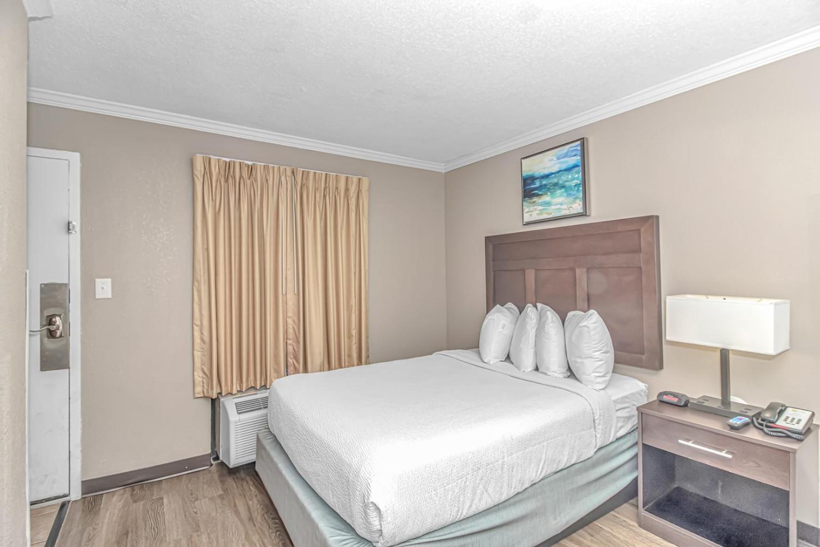 Immaculate Ocean View Suite!-caravelle 1004-sleeps 6 Guests! Myrtle Beach