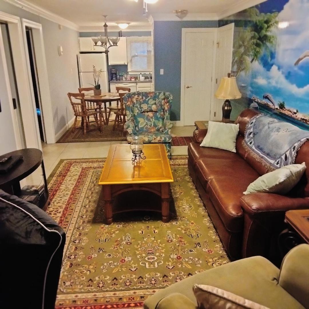 Villa Unique 2 Bedroom / 2 Bath In Myrtle