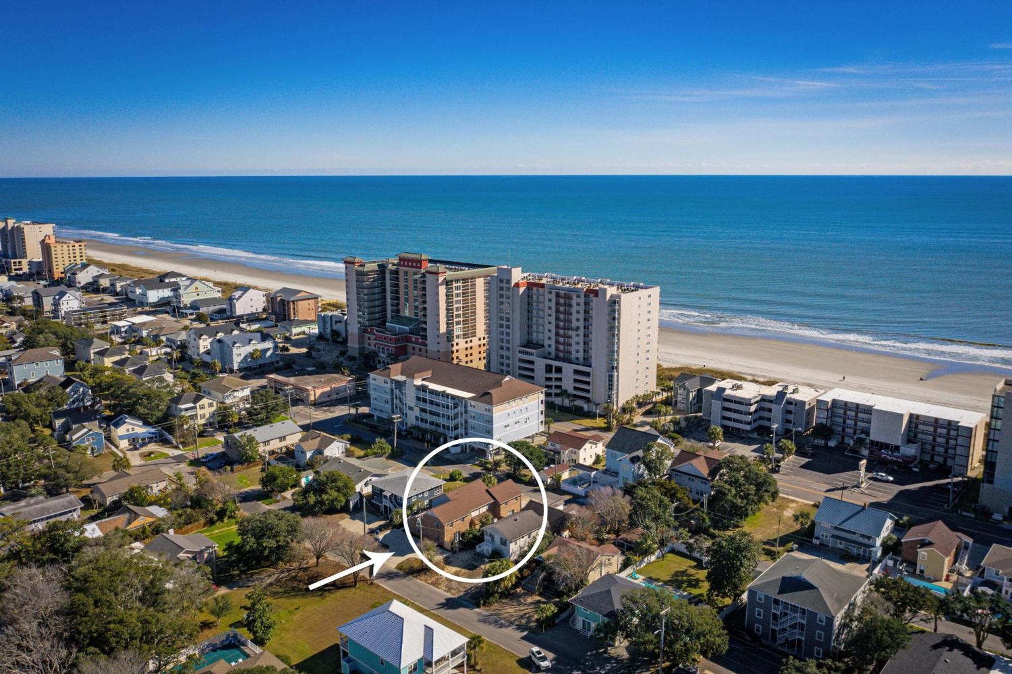 1408 Perrin Dr, Unit A - Ocean Walk Sleeps 8 Holiday home