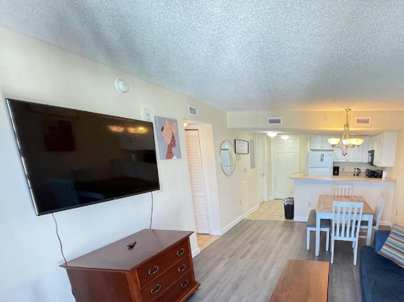 2501 S Ocean Blvd, 1129 - Ocean View Sleeps 8 Holiday home *