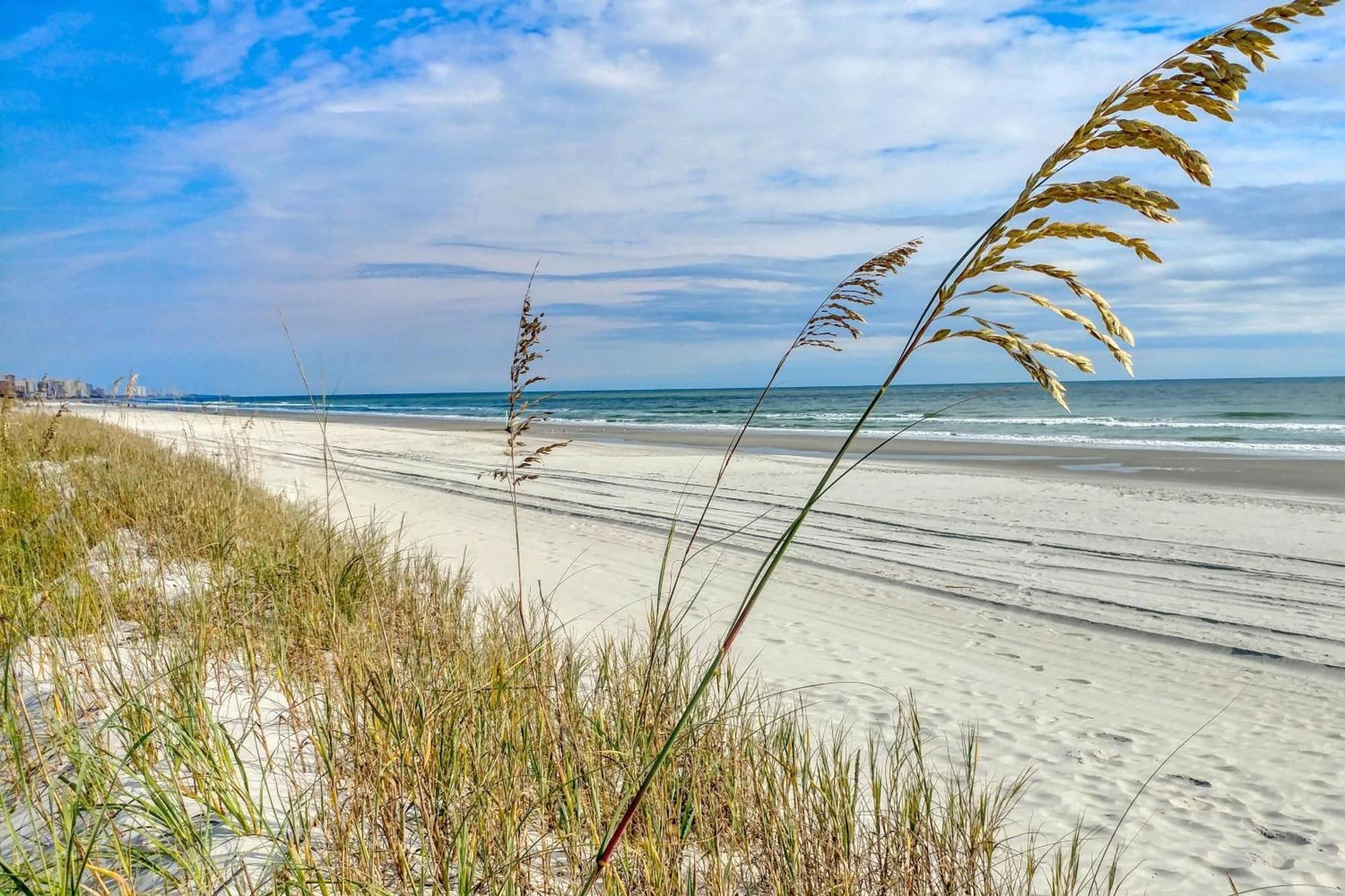 2501 S Ocean Blvd, 0407 - Ocean Front Sleeps 6 Holiday home Myrtle Beach
