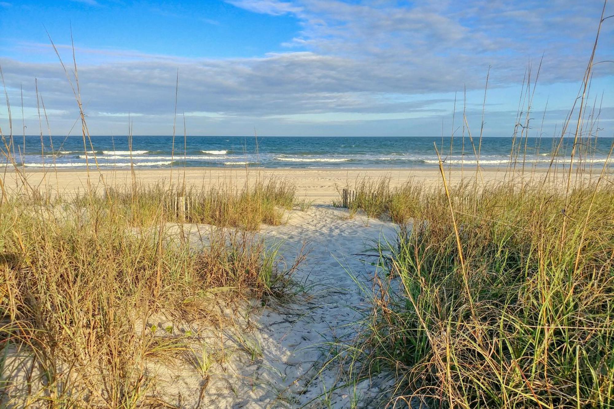 2501 S Ocean Blvd, 0831 - Ocean View Sleeps 8