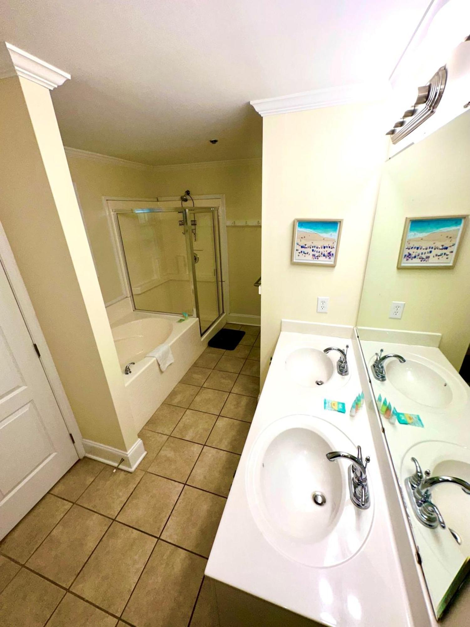 Ocean View Luxury - Sleeps 16 Holiday home