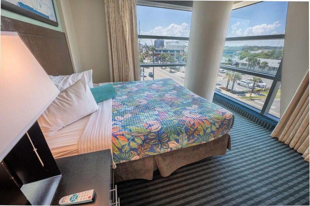 Holiday home 107 S Ocean Blvd, 0308 - Ocean Front Sleeps 6 *