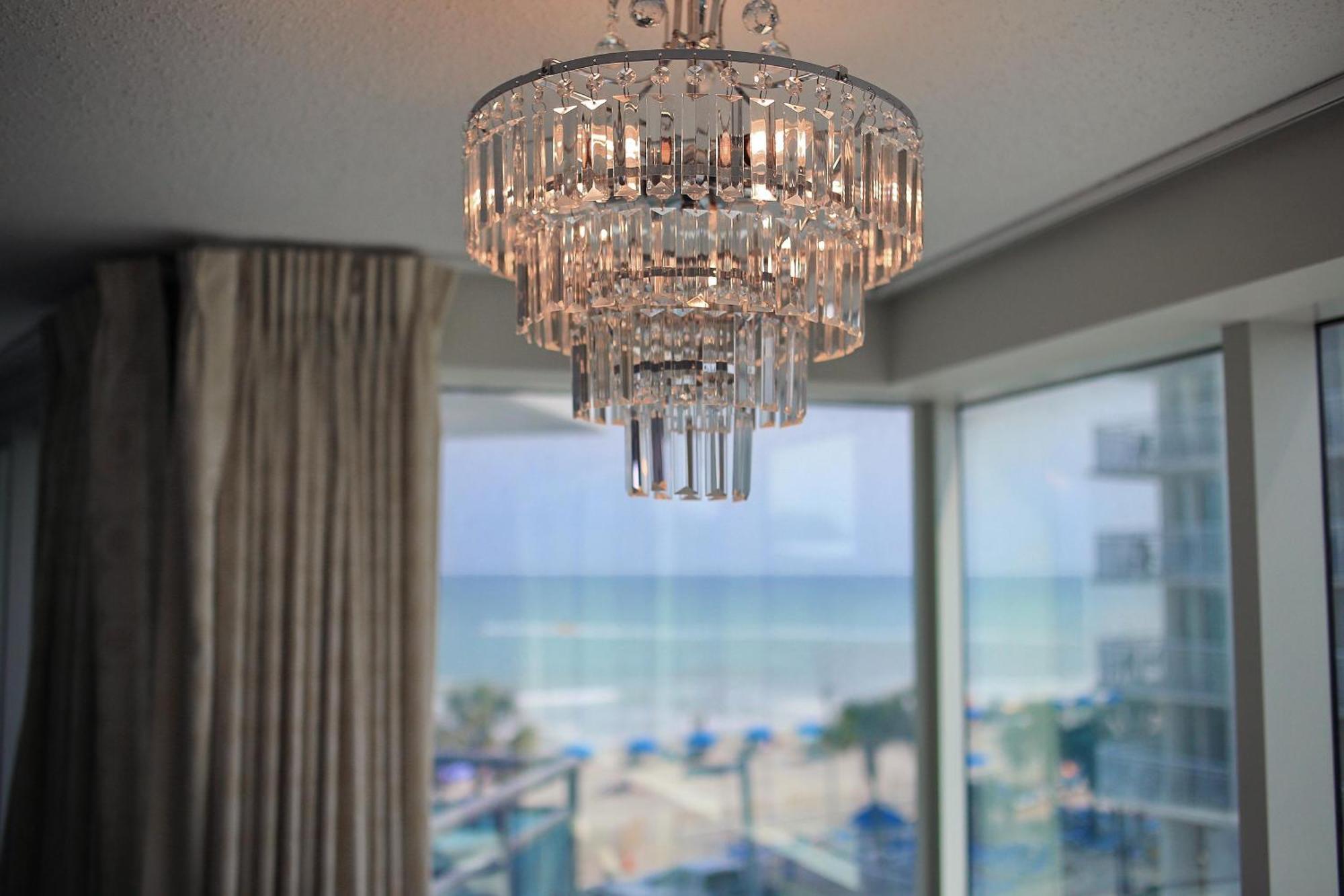 107 S Ocean Blvd, 0308 - Ocean Front Sleeps 6 *