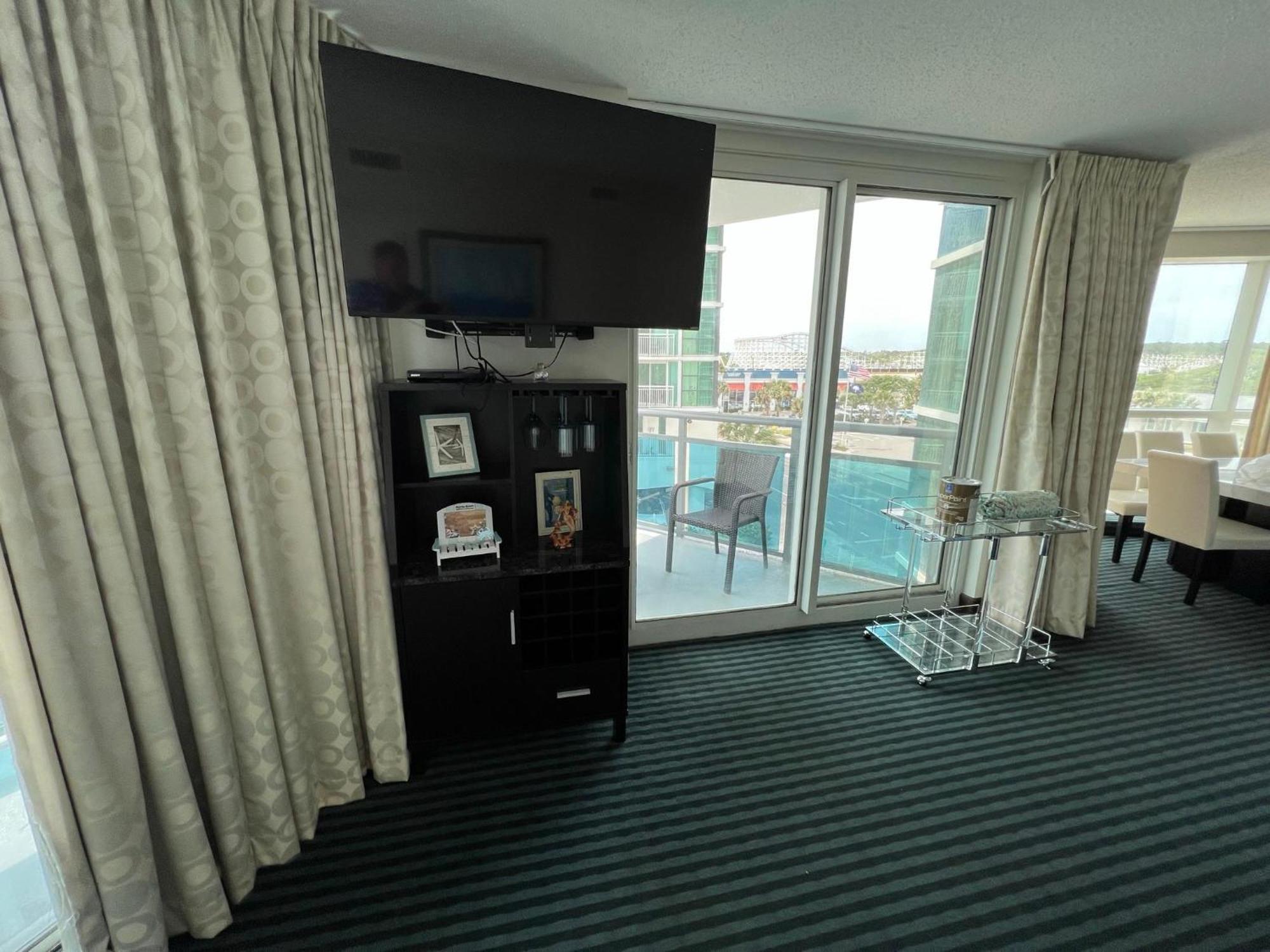 107 S Ocean Blvd, 0308 - Ocean Front Sleeps 6 Myrtle Beach