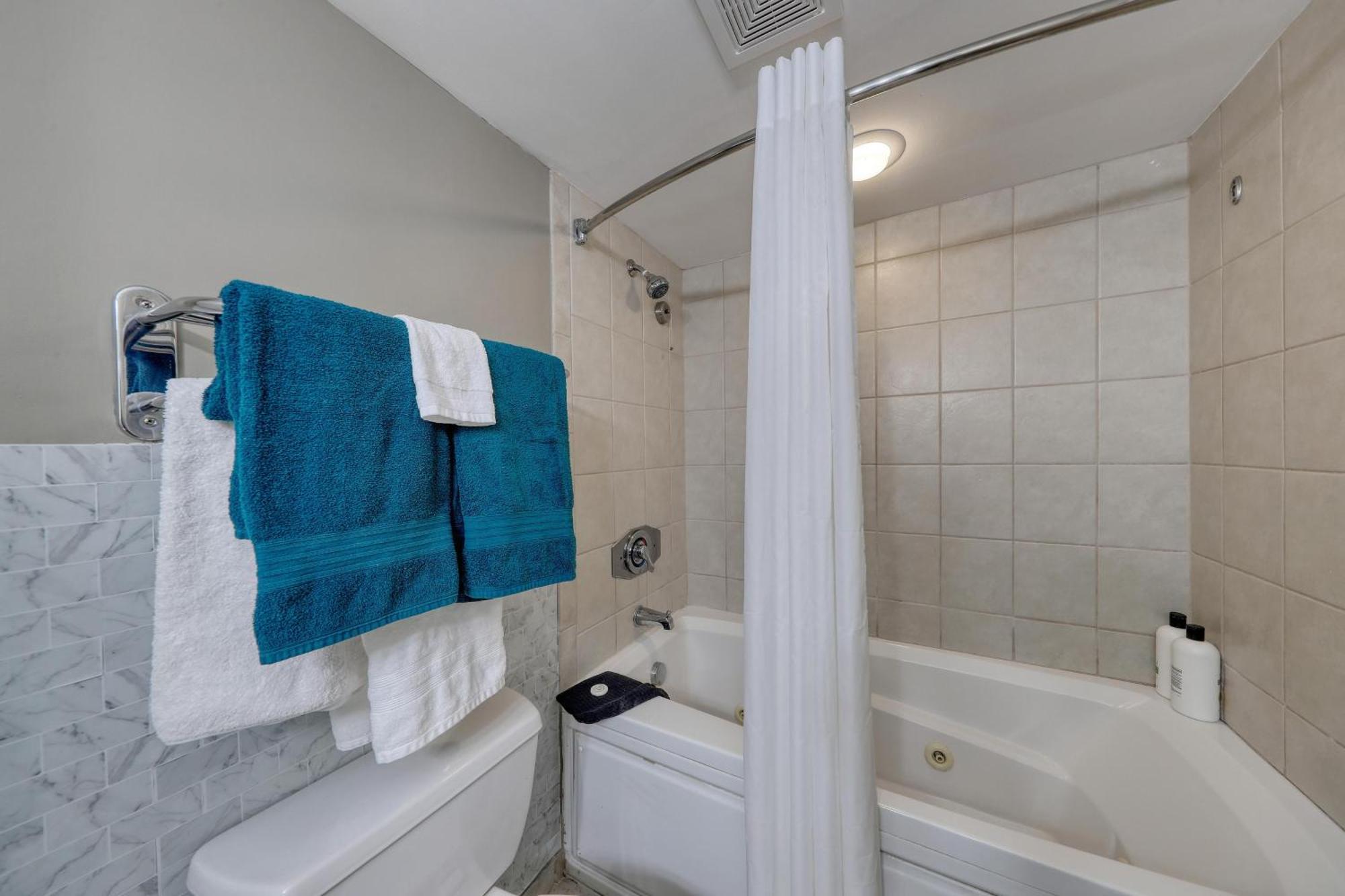 107 S Ocean Blvd, 0308 - Ocean Front Sleeps 6 Myrtle Beach