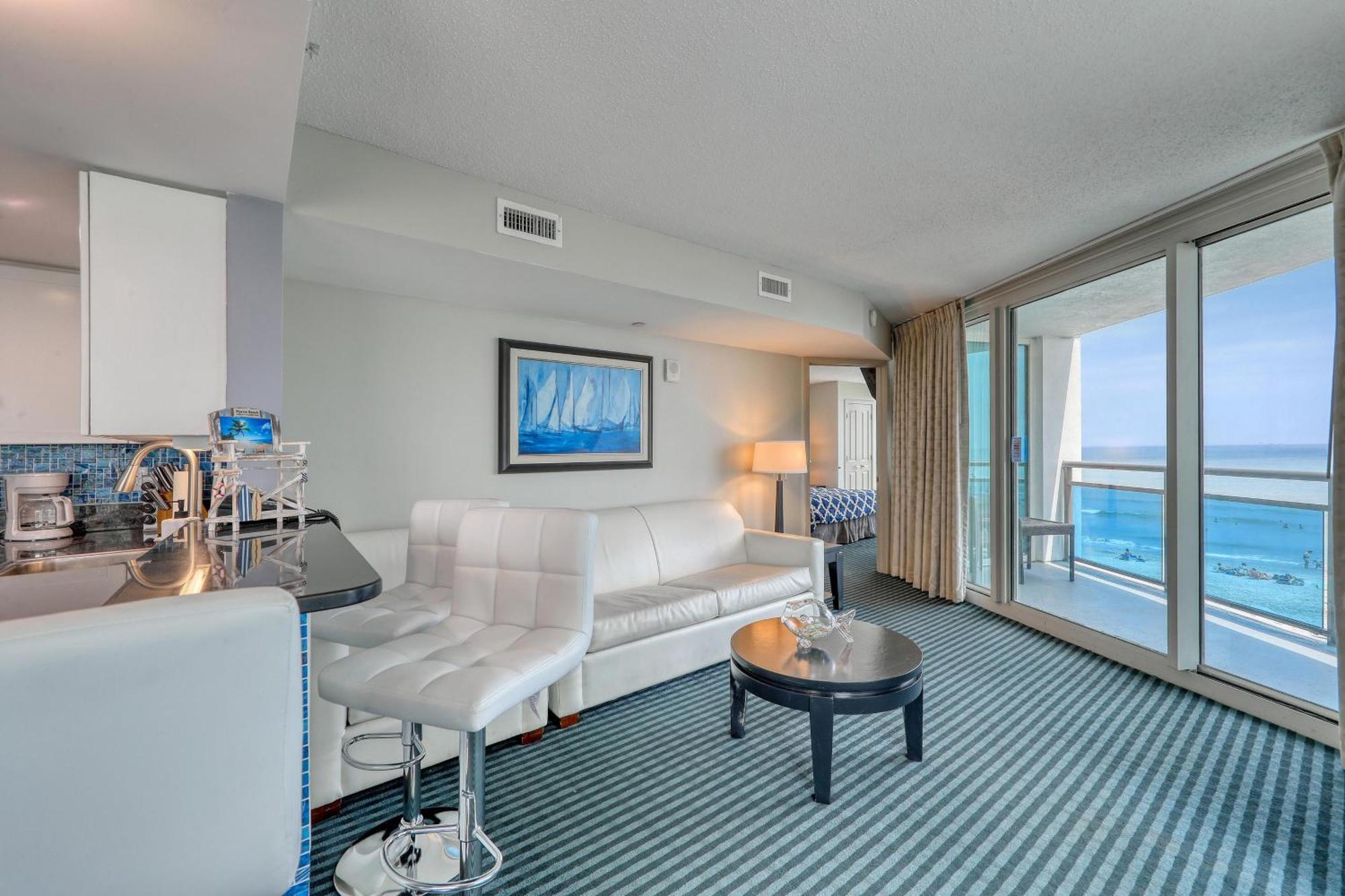 107 S Ocean Blvd, 0308 - Ocean Front Sleeps 6 Holiday home