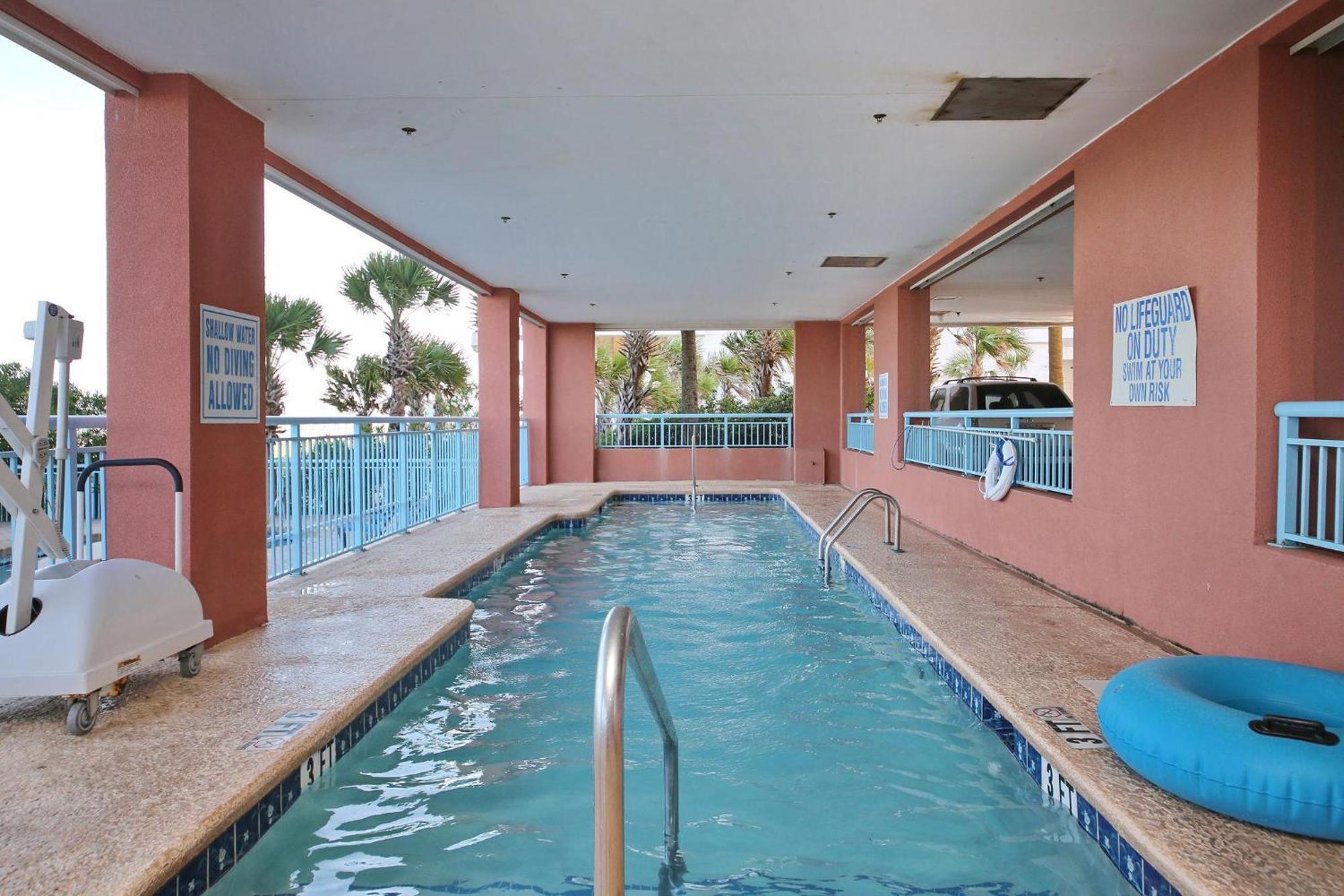 1604 N Ocean Blvd, 0906 - Ocean Front Sleeps 8 Holiday home Myrtle Beach