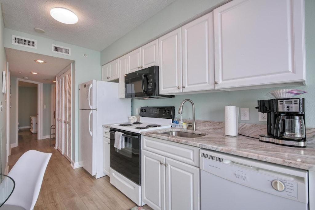 Holiday home 2501 S Ocean Blvd, 0407 - Ocean Front Sleeps 6 Myrtle Beach
