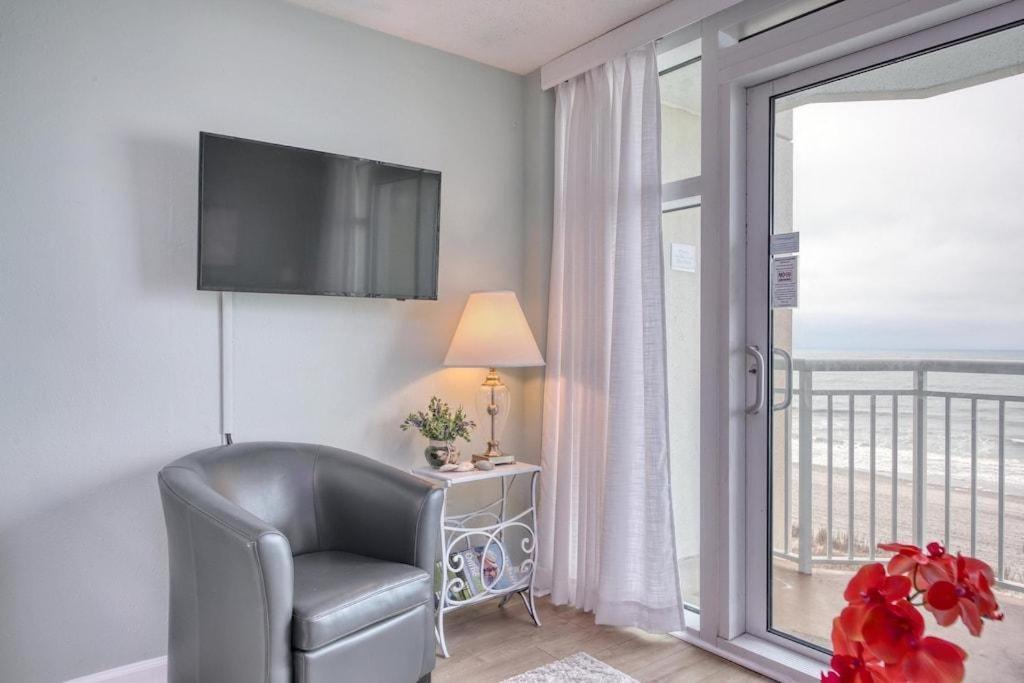 2501 S Ocean Blvd, 0407 - Ocean Front Sleeps 6 Holiday home *