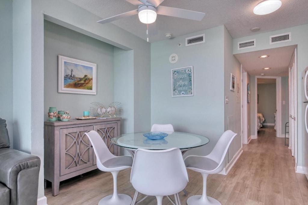 Holiday home 2501 S Ocean Blvd, 0407 - Ocean Front Sleeps 6