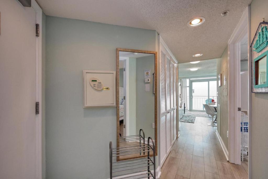 2501 S Ocean Blvd, 0407 - Ocean Front Sleeps 6 Holiday home Myrtle Beach