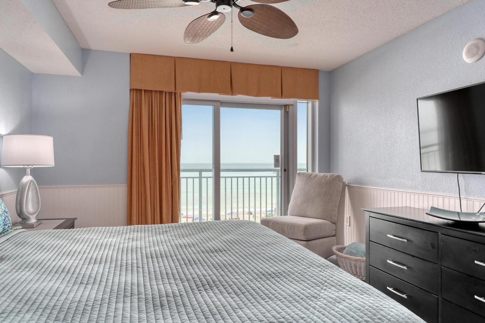 2007 S Ocean Blvd, 0406 - Ocean Front Sleeps 10 * Myrtle Beach