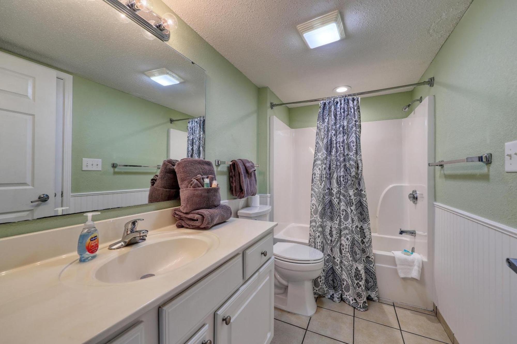 2007 S Ocean Blvd, 0406 - Ocean Front Sleeps 10 Holiday home