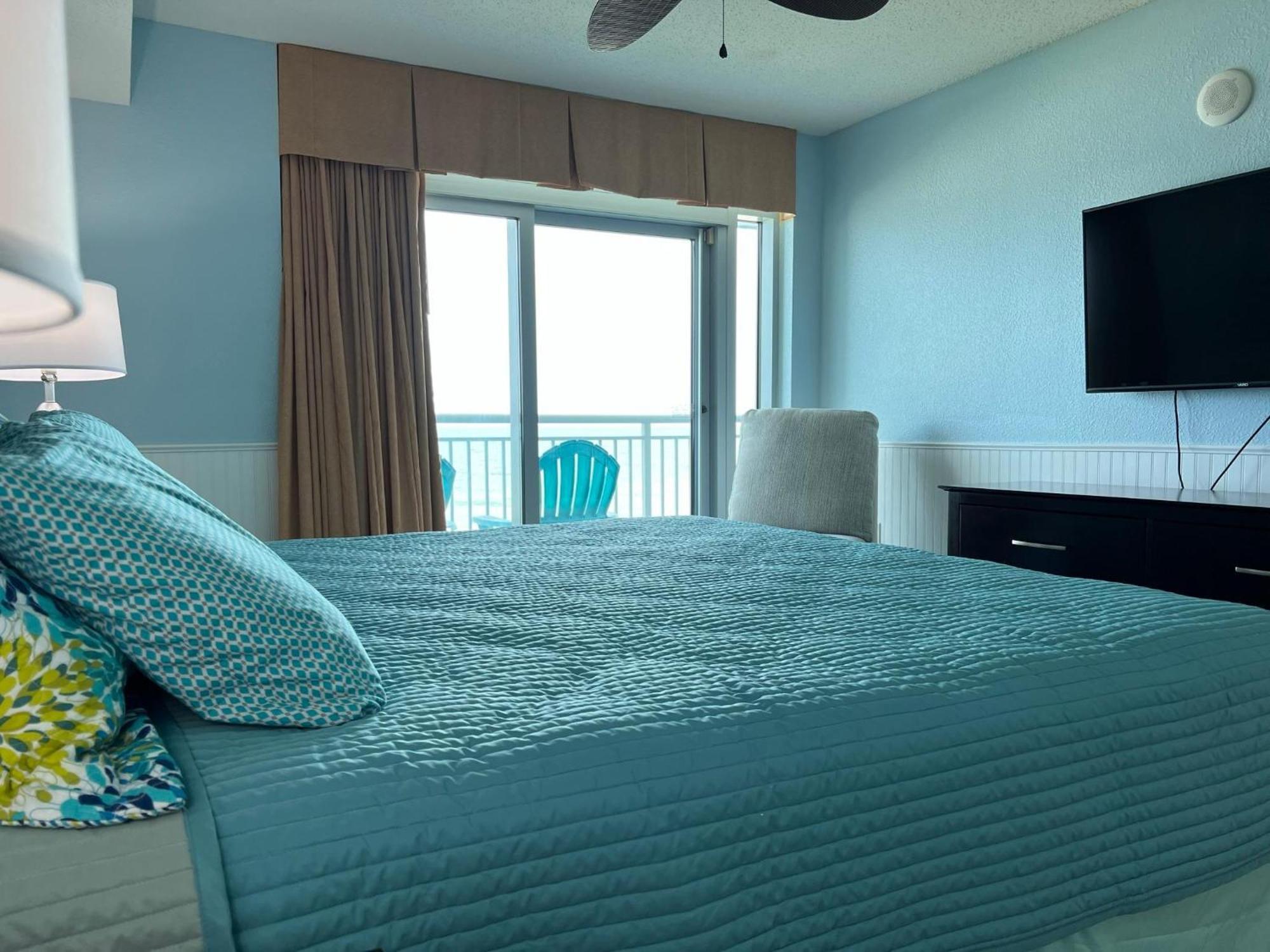 Holiday home 2007 S Ocean Blvd, 0406 - Ocean Front Sleeps 10 Myrtle Beach