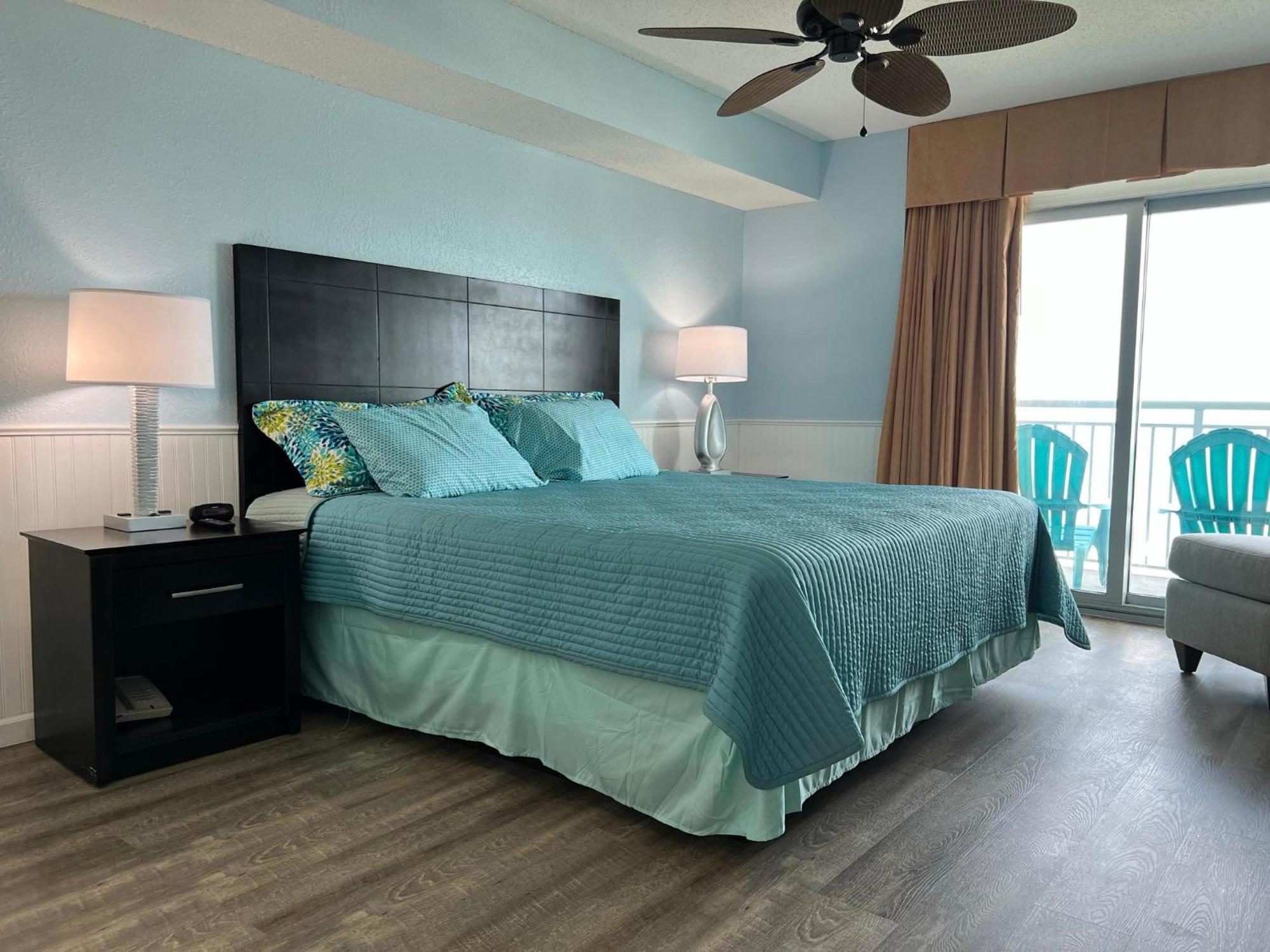Holiday home 2007 S Ocean Blvd, 0406 - Ocean Front Sleeps 10