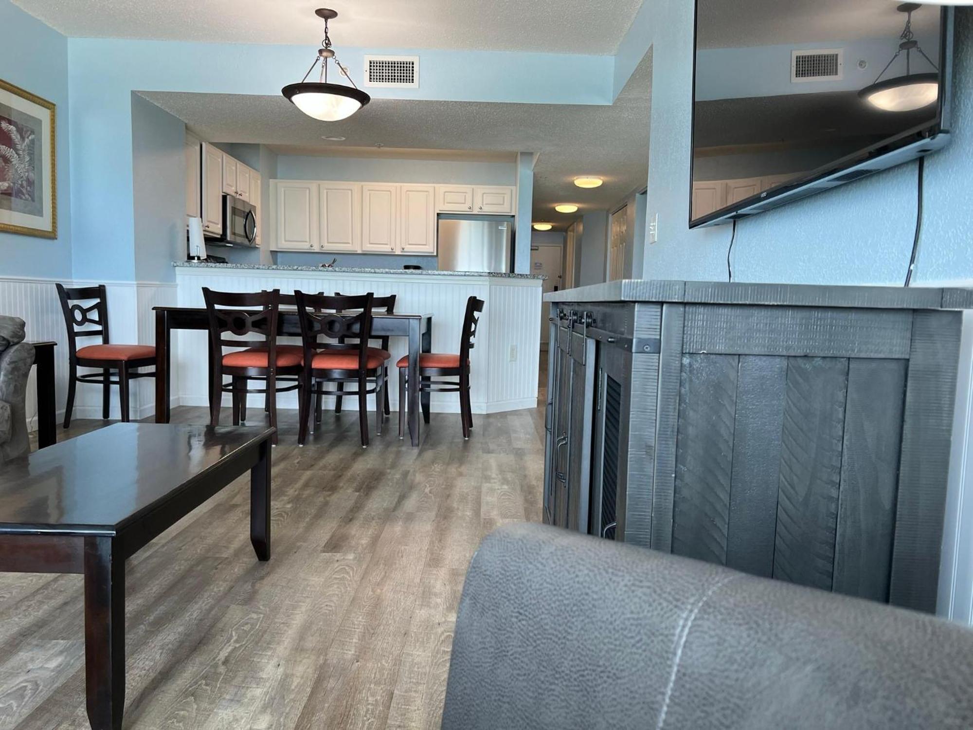2007 S Ocean Blvd, 0406 - Ocean Front Sleeps 10 *