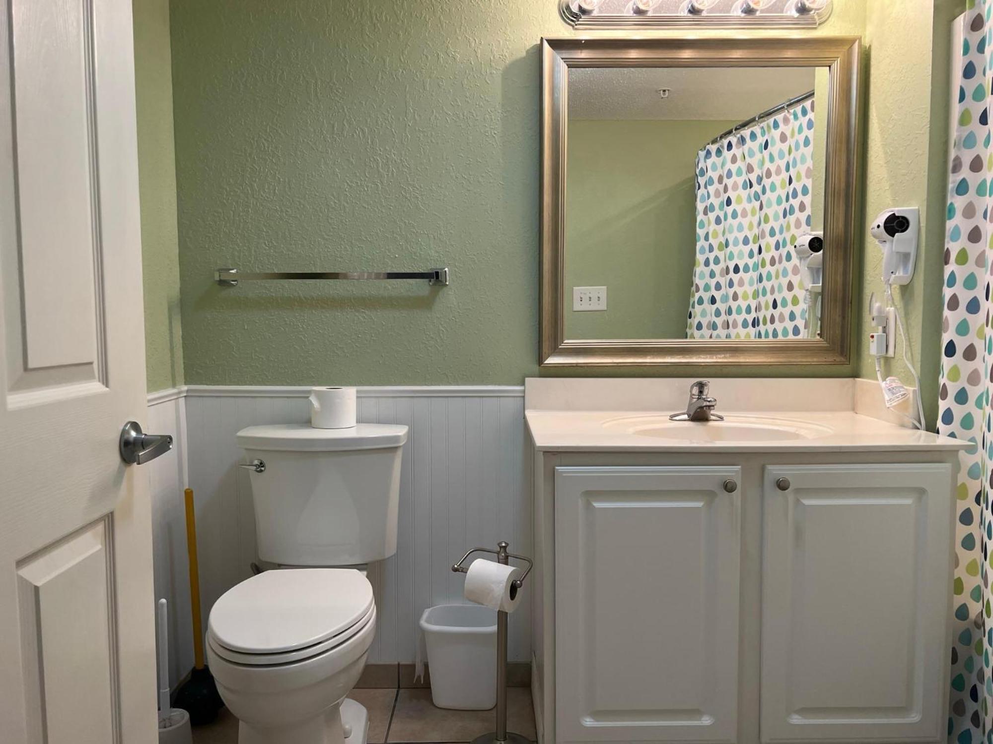 2007 S Ocean Blvd, 0406 - Ocean Front Sleeps 10 Myrtle Beach