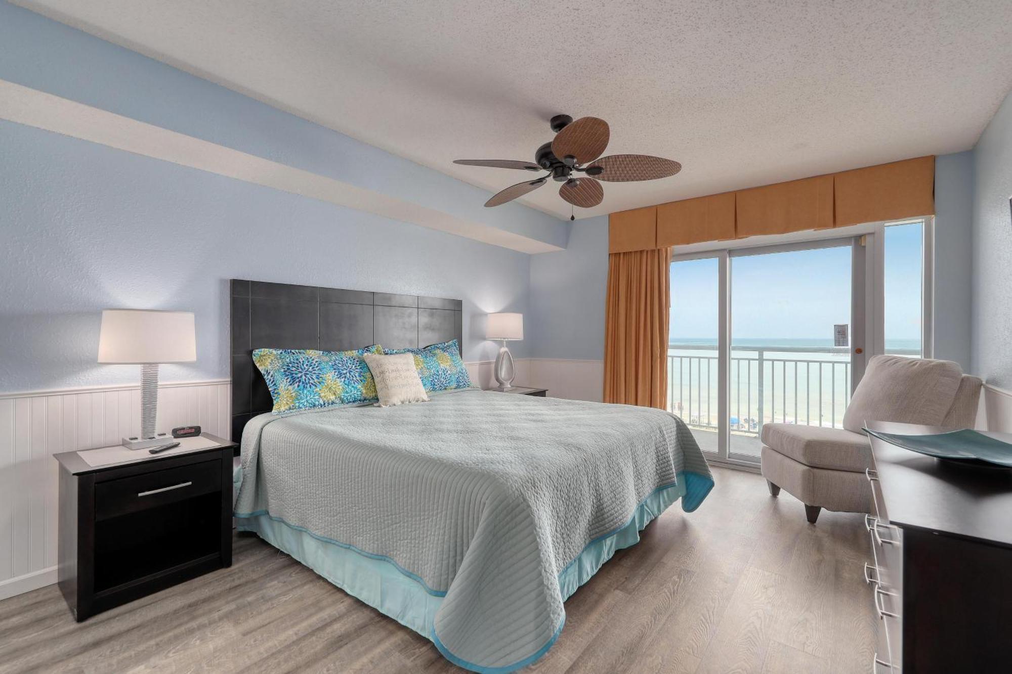 2007 S Ocean Blvd, 0406 - Ocean Front Sleeps 10 Holiday home *