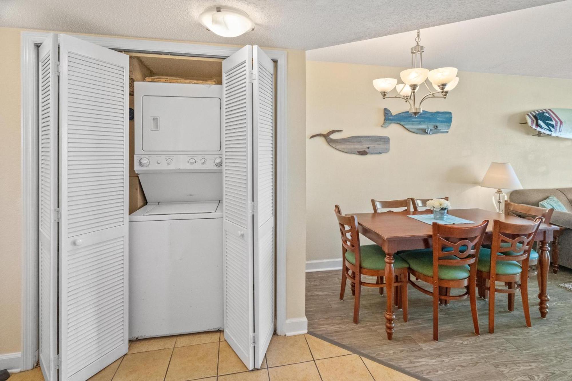 Holiday home 2501 S Ocean Blvd, 0211 - Ocean Front Sleeps 8 *