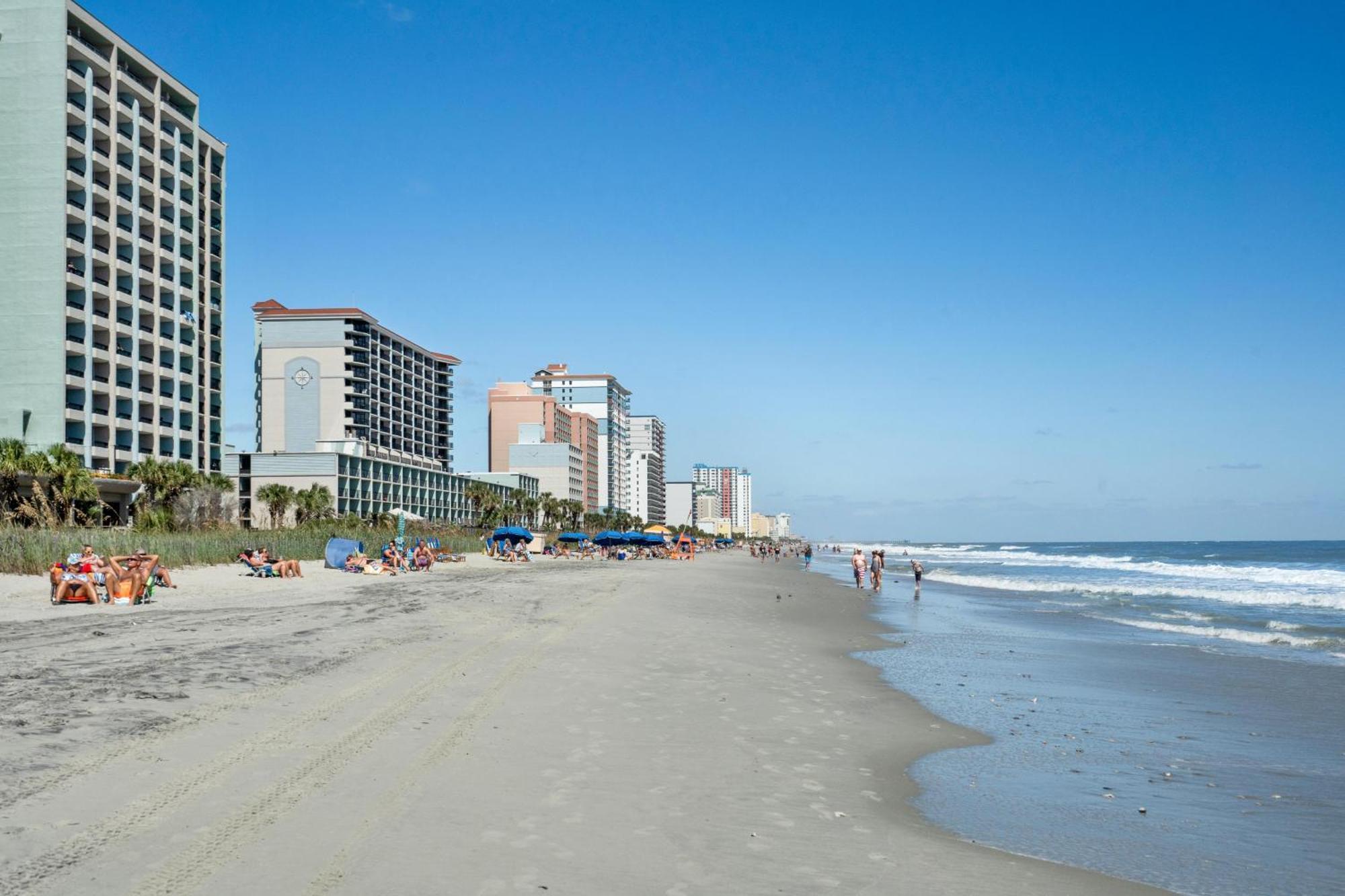 2501 S Ocean Blvd, 0211 - Ocean Front Sleeps 8 Holiday home