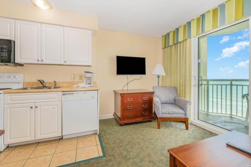 2501 S Ocean Blvd, 0707 - Ocean Front Sleeps 6 Apartment *