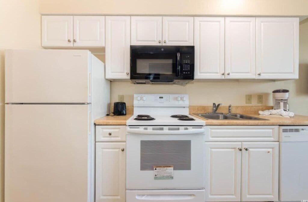 2501 S Ocean Blvd, 0707 - Ocean Front Sleeps 6 Apartment Myrtle Beach