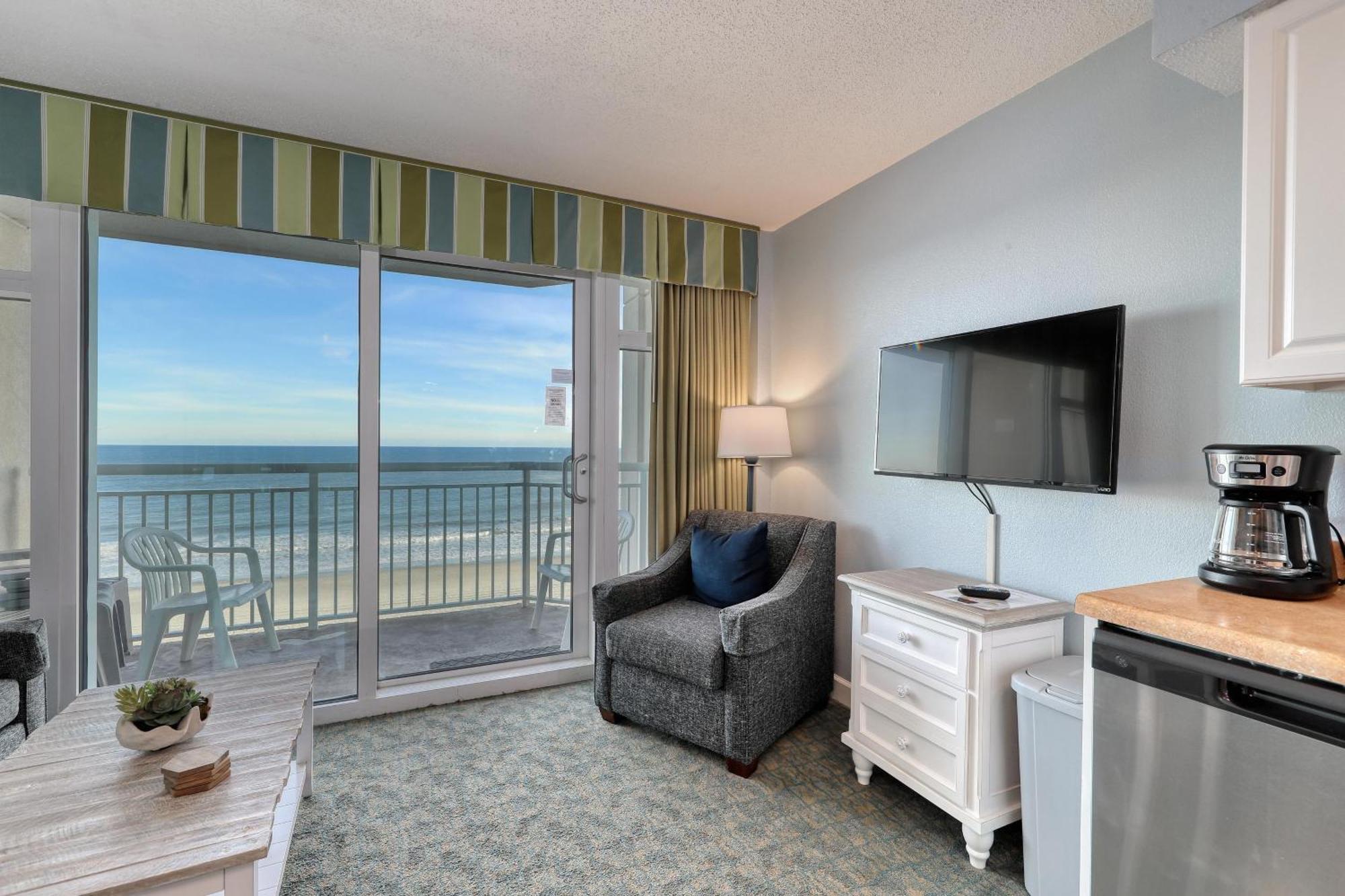 2501 S Ocean Blvd, 0505 - Ocean Front Sleeps 6 * Myrtle Beach